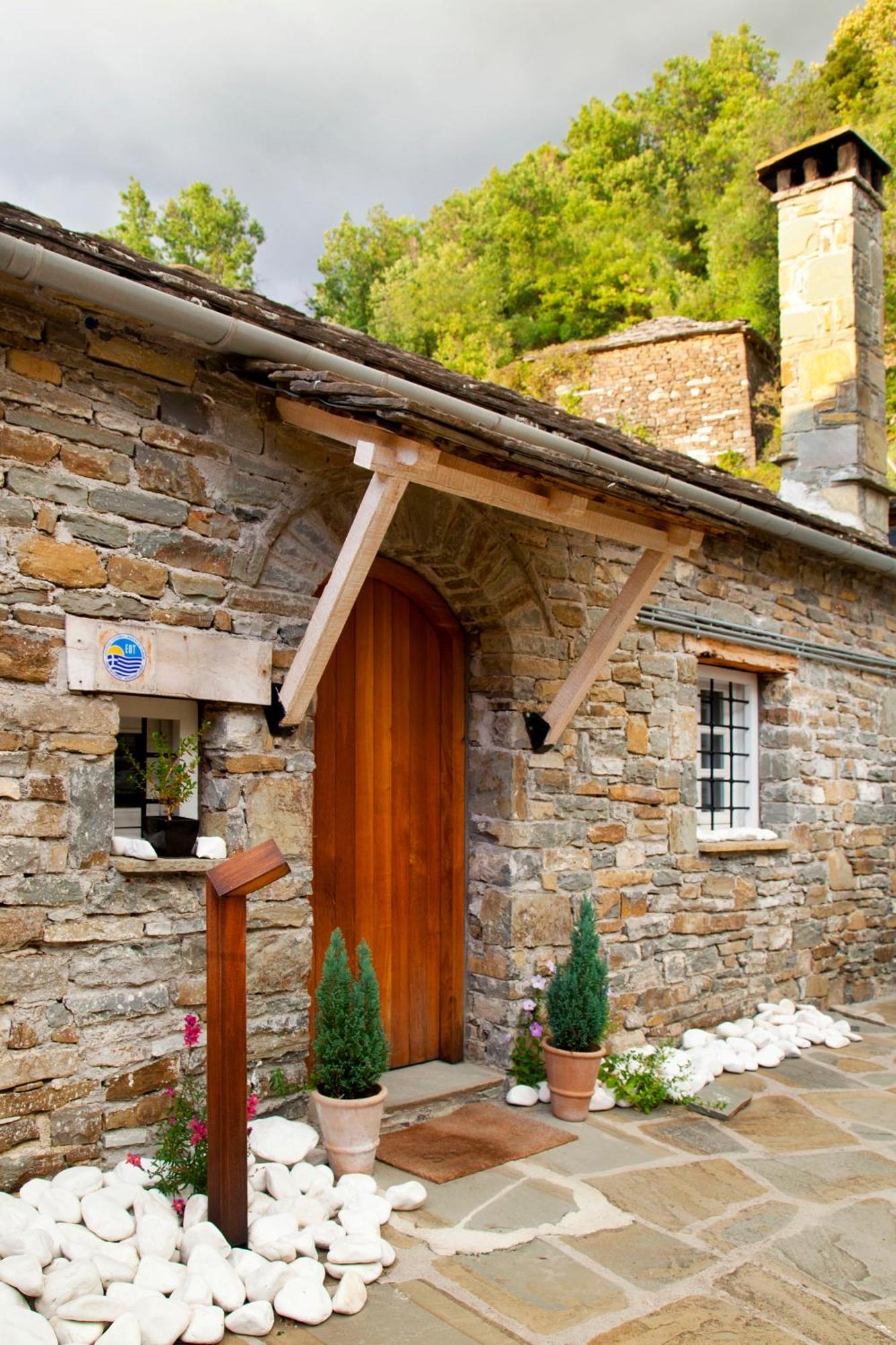 Mikro Papigo 1700 Hotel & Spa Exterior foto